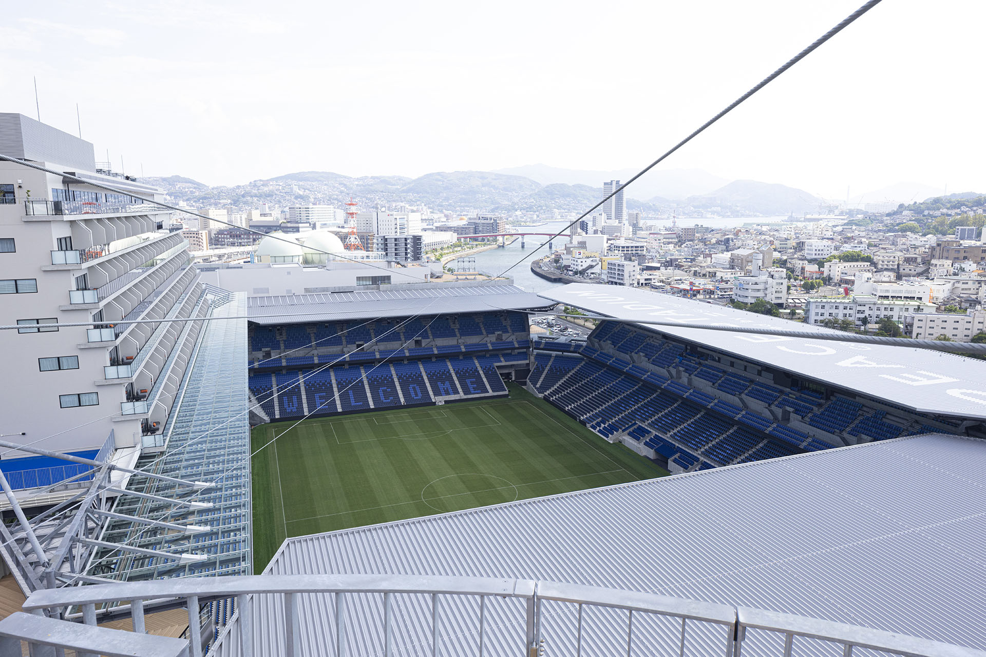 ZIP LINE Supported by 買取専門店 諭吉